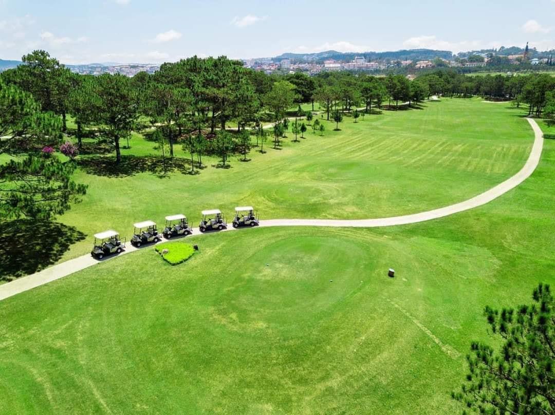 웨스트 골프 코스