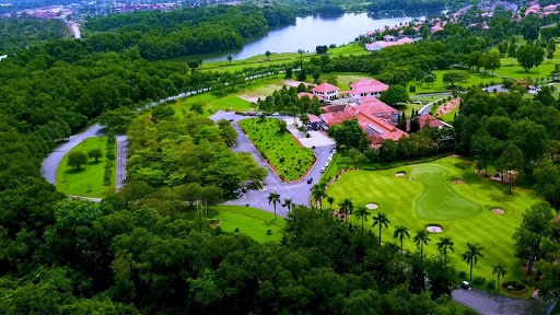 Location Vietnam Golf & Country Club