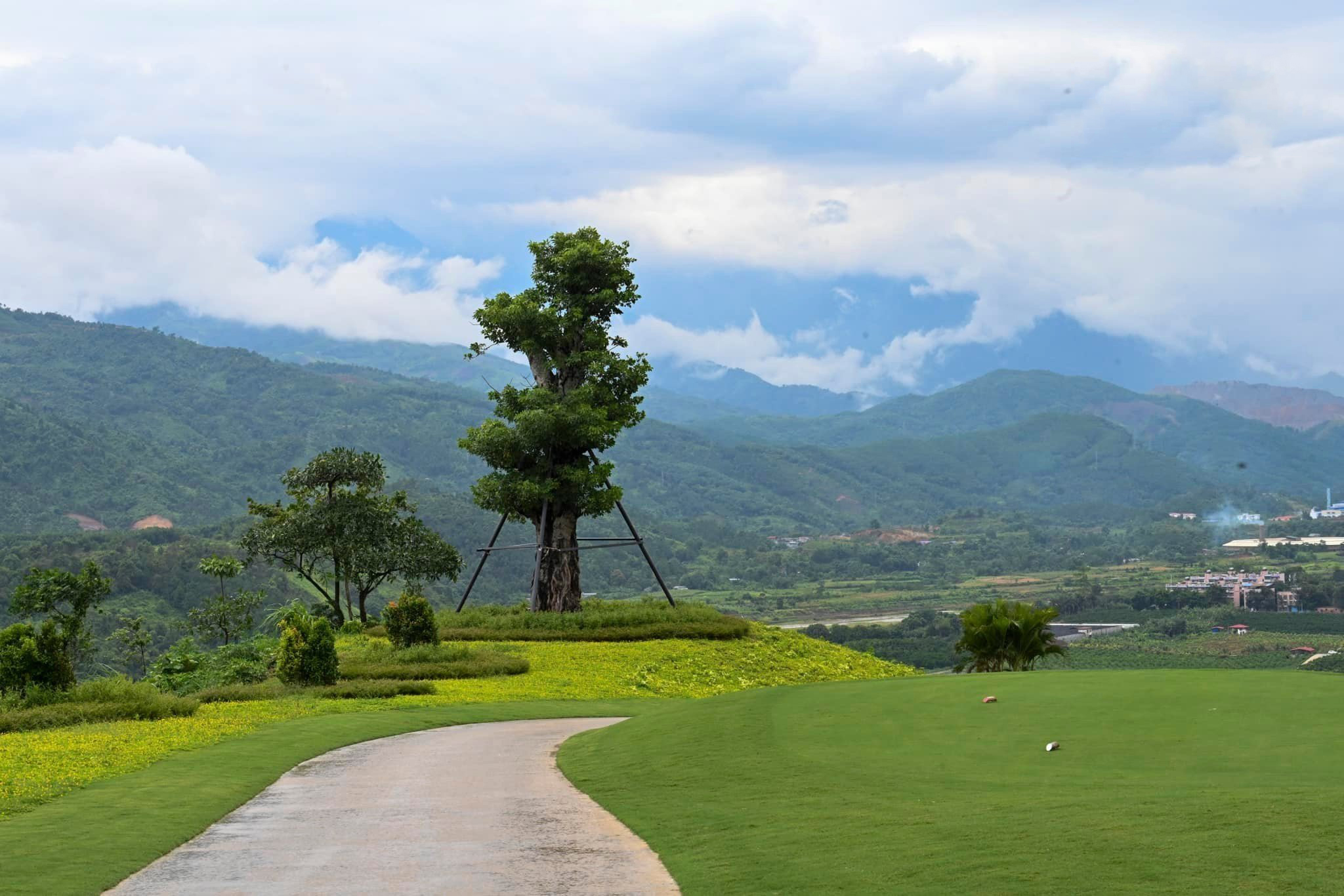 Sapa Grand Golf Course